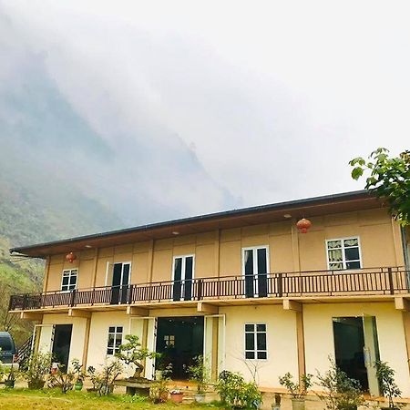 Diem Dung Chan Can Ty Ha Giang Exteriér fotografie