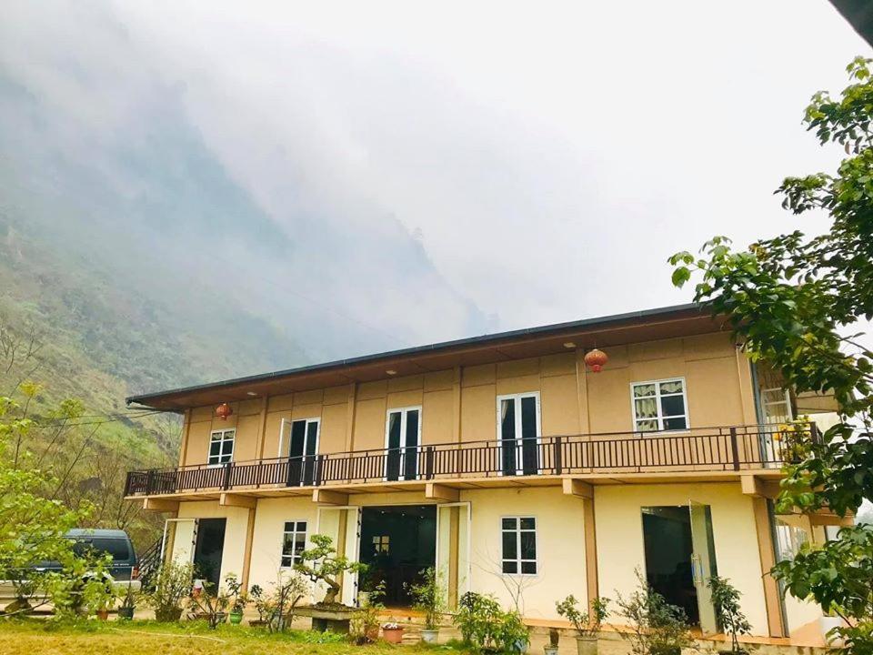 Diem Dung Chan Can Ty Ha Giang Exteriér fotografie