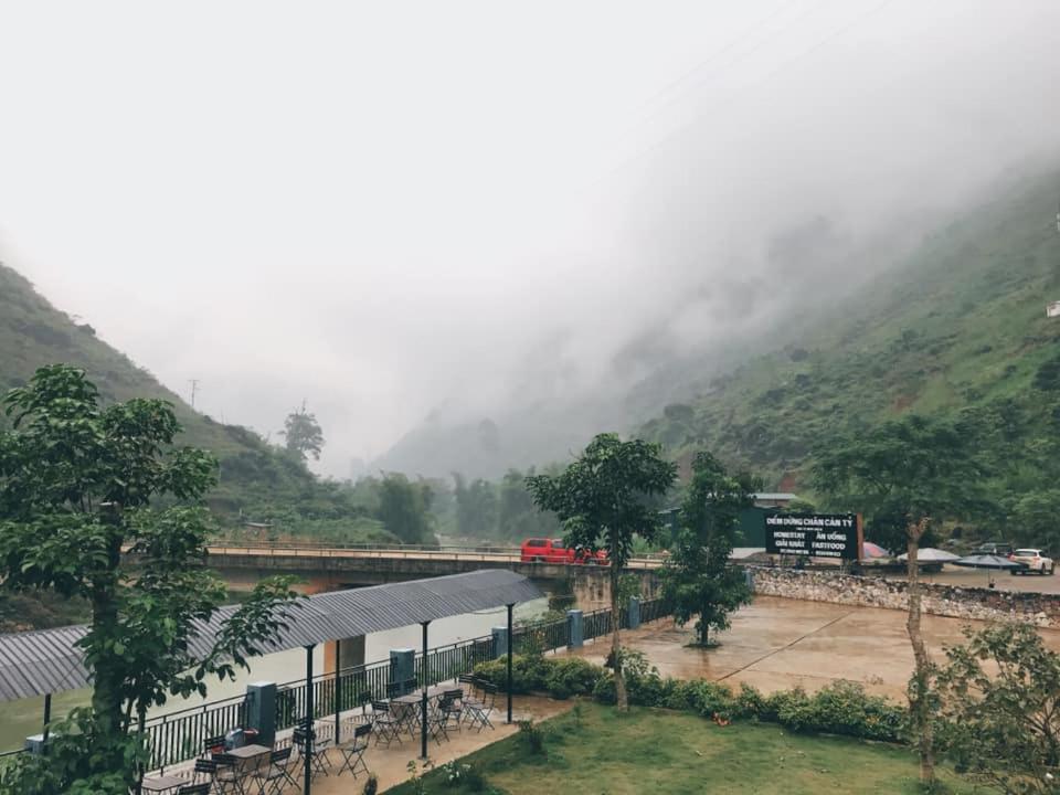 Diem Dung Chan Can Ty Ha Giang Exteriér fotografie
