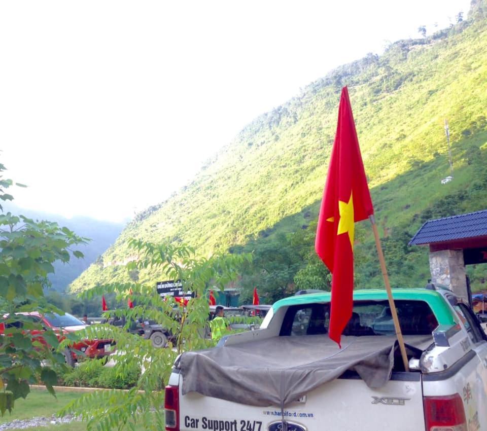 Diem Dung Chan Can Ty Ha Giang Exteriér fotografie