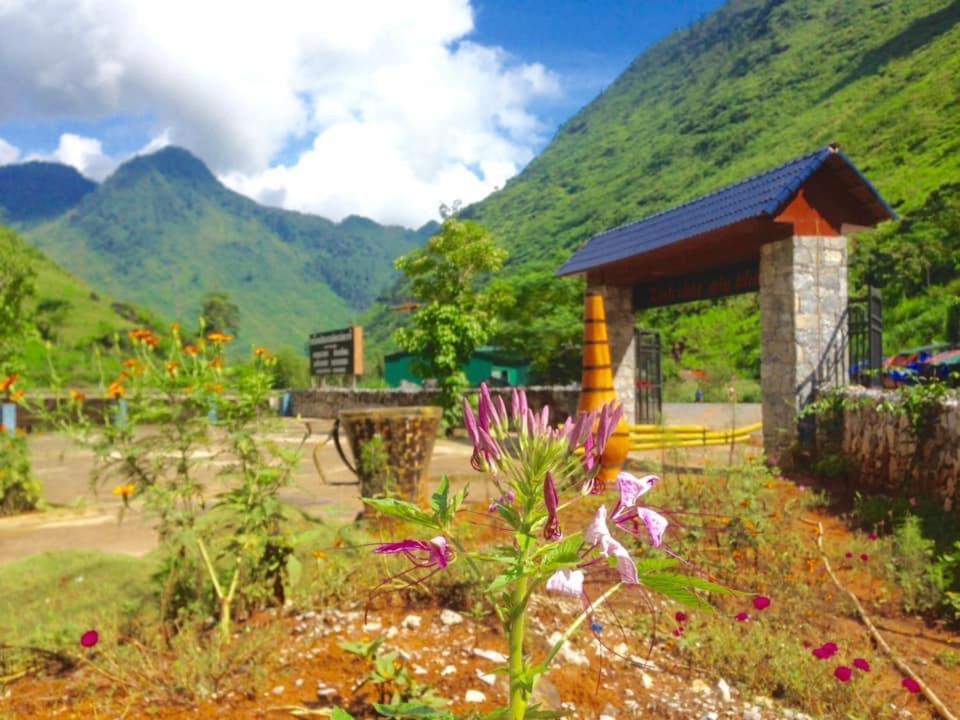 Diem Dung Chan Can Ty Ha Giang Exteriér fotografie
