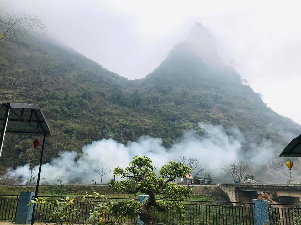 Diem Dung Chan Can Ty Ha Giang Exteriér fotografie