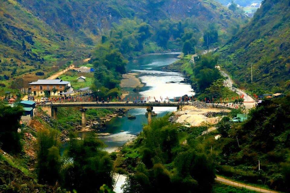 Diem Dung Chan Can Ty Ha Giang Exteriér fotografie