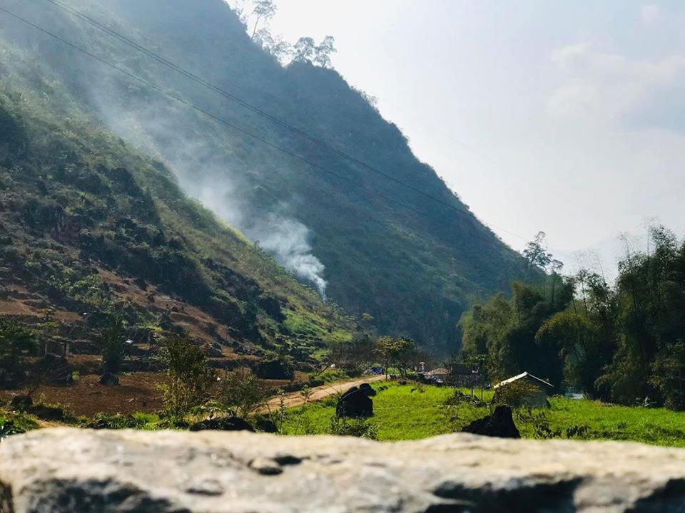Diem Dung Chan Can Ty Ha Giang Exteriér fotografie