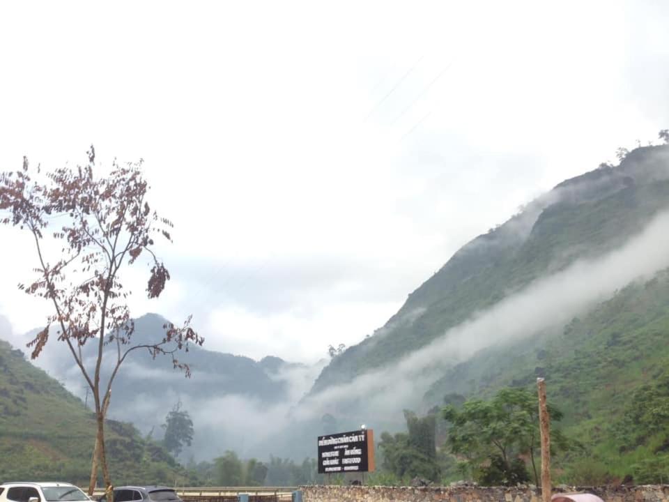 Diem Dung Chan Can Ty Ha Giang Exteriér fotografie